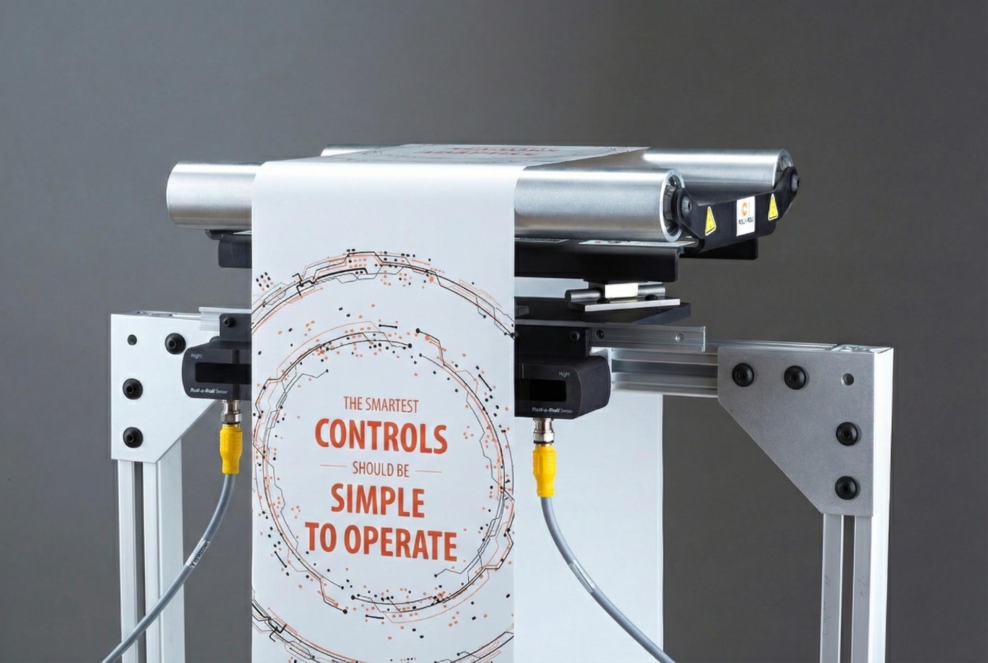 Center guiding with two edge sensors